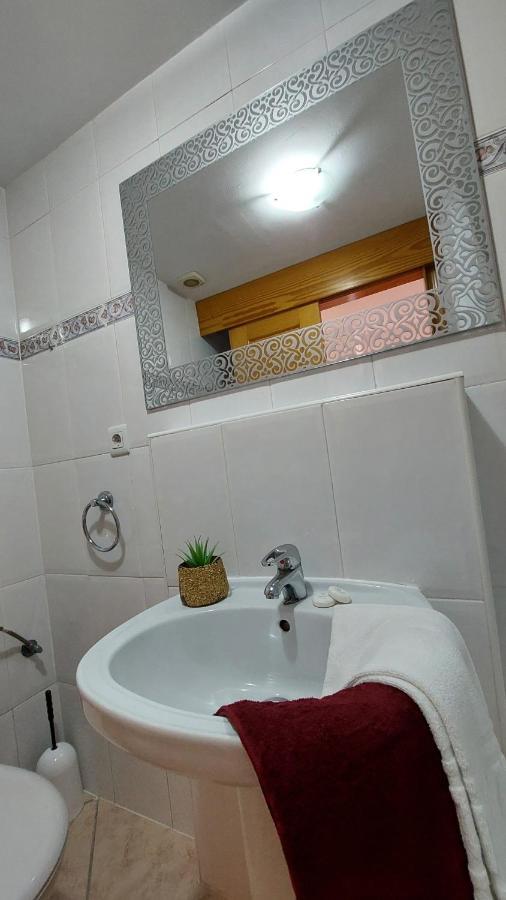 Best View - Welcome Penthouse Apartamentos Karola Benidorm Eksteriør billede